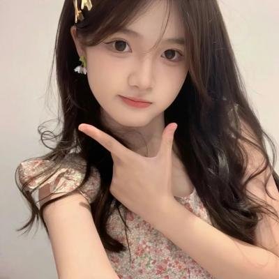 亲爱的小小忧愁封面