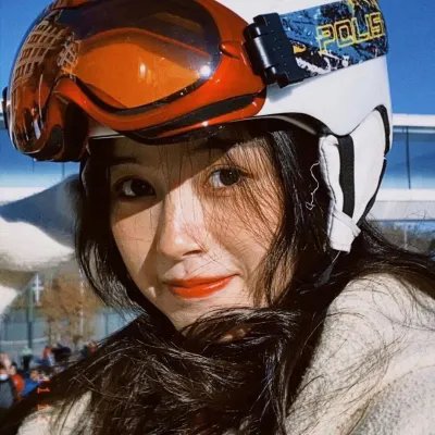 美女与怪物封面
